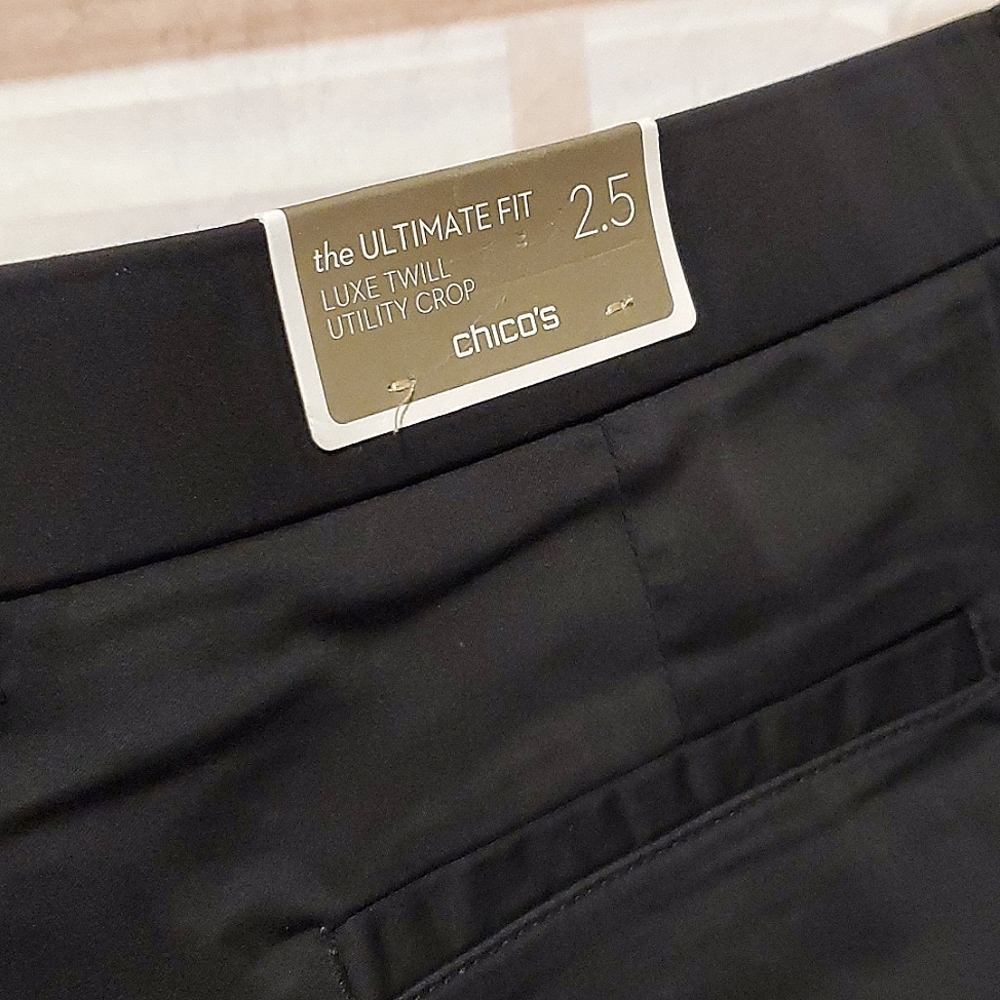 Chico's Luxe Twill Utility Crop - Picture 8 of 12